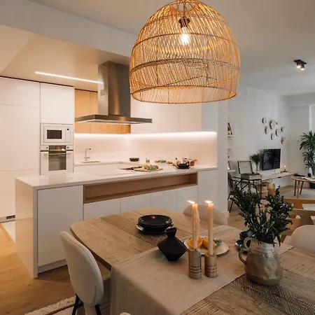 Apartment Terracina - 2 Bedrooms And Terrace In Campolide Lisbon